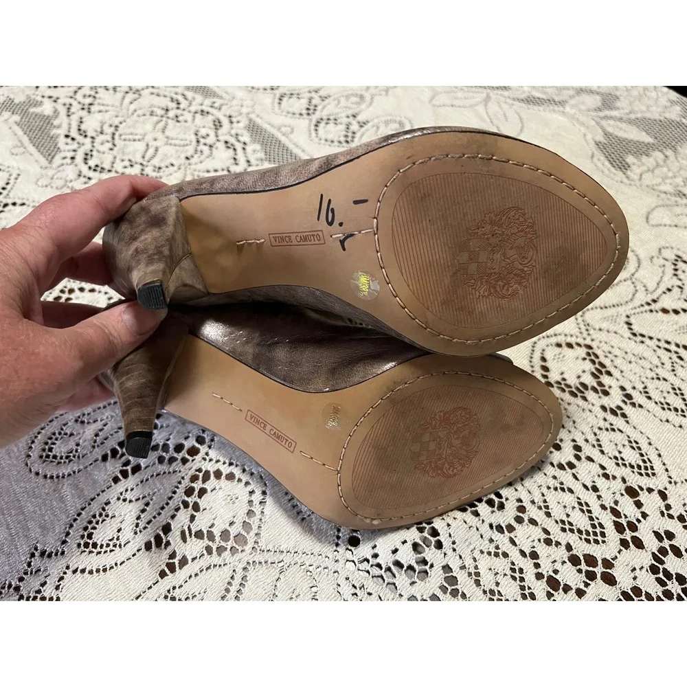 Vince Camuto Metallic Bronze Peep Toe Slingback Booties Lizard Embossed Heels 8M